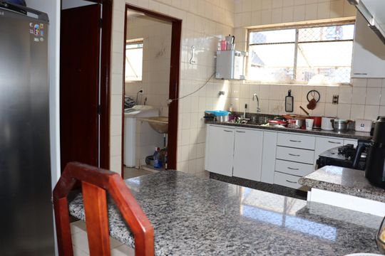 Apartamento à venda com 3 quartos, 188m² em Setor Bela Vista, Goiânia