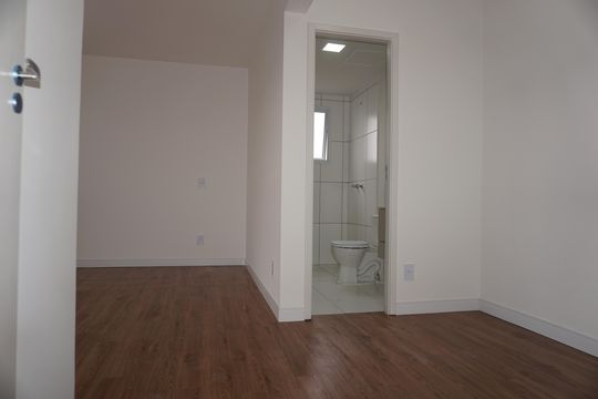 Suíte de apartamento para alugar com 3 quartos, 128m² em Jardim Sao Luiz, Embu das Artes