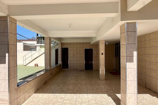 Casa para alugar com 4 quartos, 400m² em Aparecida, Belo Horizonte