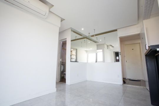 Sala de apartamento à venda com 2 quartos, 49m² em Pechincha, Rio de Janeiro