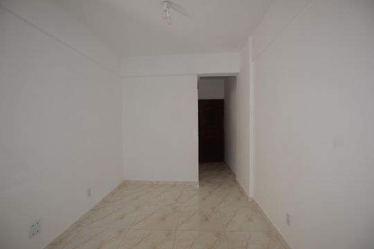 Sala de apartamento para alugar com 2 quartos, 60m² em Praça Seca, Rio de Janeiro