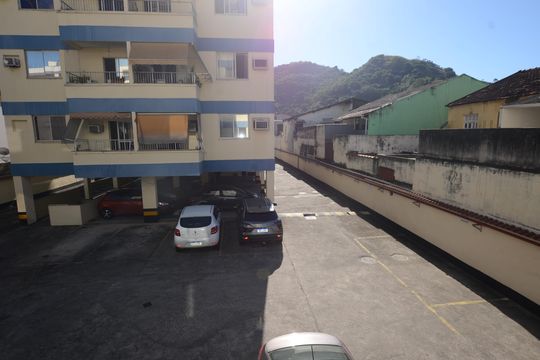 Vista do Quarto 2 de apartamento para alugar com 2 quartos, 60m² em Praça Seca, Rio de Janeiro