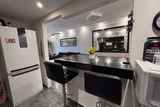 Cozinha de casa de condomínio para alugar com 3 quartos, 84m² em Vargem Grande, Rio de Janeiro