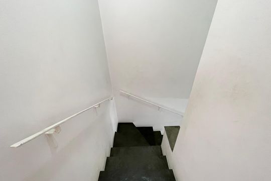 Escadas de casa para alugar com 2 quartos, 100m² em Jardim Alvorada (zona Oeste), São Paulo