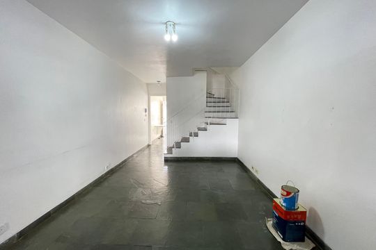Sala de casa à venda com 2 quartos, 100m² em Jardim Alvorada (zona Oeste), São Paulo