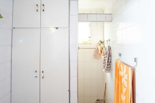 Banheiro de apartamento à venda com 3 quartos, 74m² em Centro, Diadema
