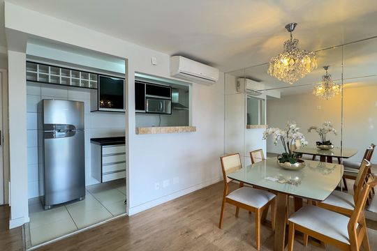 sala de apartamento à venda com 2 quartos, 72m² em Campo Belo, São Paulo