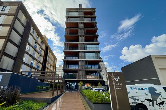 Fachada de apartamento para alugar com 1 quarto, 53m² em Bigorrilho, Curitiba