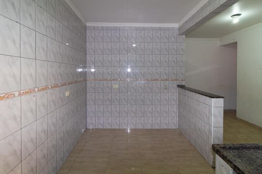 Cozinha de casa para alugar com 2 quartos, 68m² em Satélite Santa Barbara, São Paulo