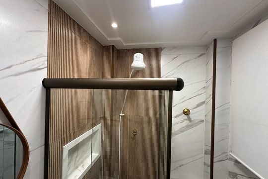 Banheiro de apartamento para alugar com 1 quarto, 15m² em Gonzaguinha, São Vicente
