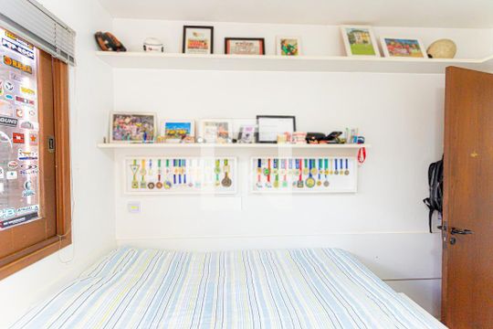 Quarto 1 de casa à venda com 4 quartos, 303m² em Ideal, Novo Hamburgo