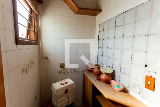 Banheiro 1 de casa à venda com 4 quartos, 303m² em Ideal, Novo Hamburgo