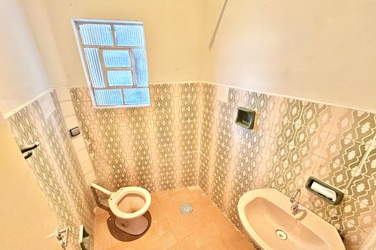 Banheiro de casa para alugar com 3 quartos, 90m² em Vila Bancaria Munhoz, São Paulo