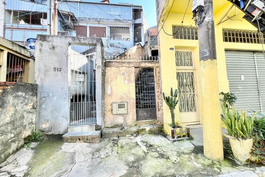 Fachada de casa para alugar com 3 quartos, 90m² em Vila Bancaria Munhoz, São Paulo