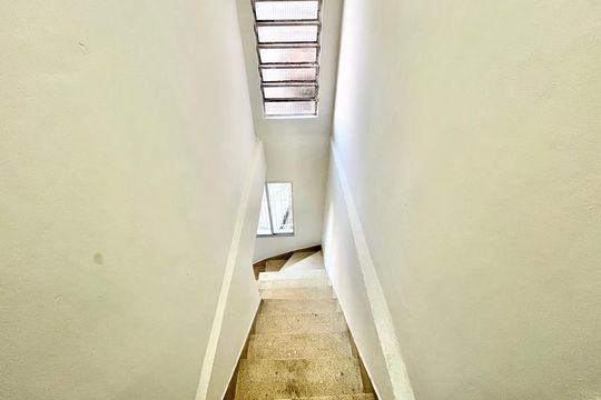 Escada de casa para alugar com 3 quartos, 90m² em Vila Bancaria Munhoz, São Paulo