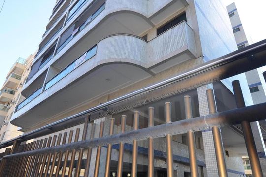 Fachada de apartamento à venda com 3 quartos, 215m² em Vila Valqueire, Rio de Janeiro