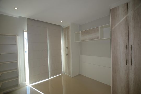 Apartamento à venda com 3 quartos, 215m² em Vila Valqueire, Rio de Janeiro