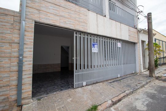 Fachada de casa para alugar com 2 quartos, 67m² em Vila Santana, Sorocaba