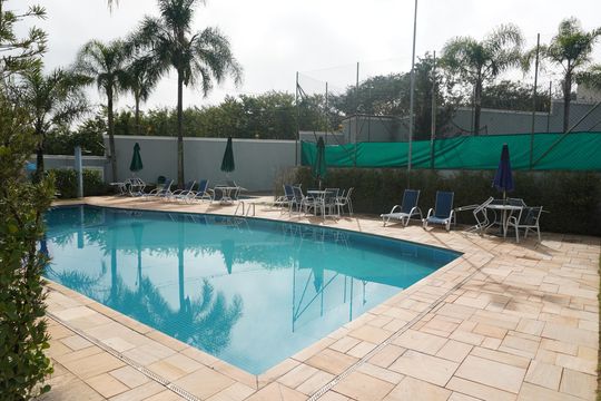 Área comum - Piscina de casa de condomínio para alugar com 4 quartos, 183m² em Tamboré, Santana de Parnaíba