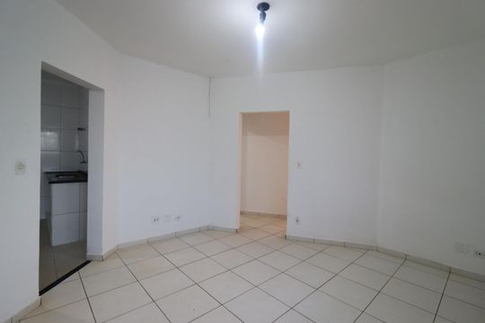 Sala de apartamento para alugar com 2 quartos, 70m² em Vila Tiberio, Ribeirão Preto
