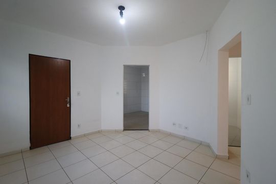 Sala de apartamento para alugar com 2 quartos, 70m² em Vila Tiberio, Ribeirão Preto