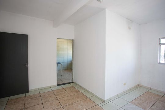 Sala de casa para alugar com 1 quarto, 48m² em Eldorado, Diadema