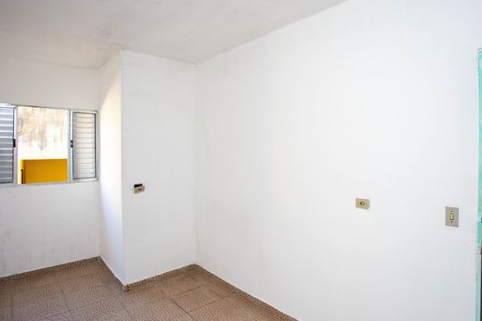Quarto de casa para alugar com 1 quarto, 38m² em Eldorado, Diadema