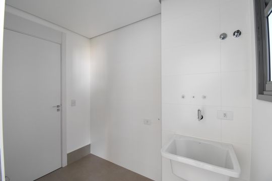 Área de Serviço de apartamento à venda com 3 quartos, 137m² em Centro, Curitiba