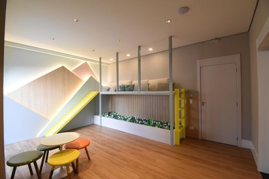 Área comum de apartamento à venda com 3 quartos, 157m² em Centro, Curitiba