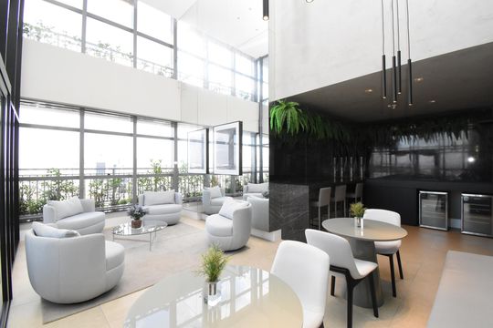 Área comum de apartamento à venda com 3 quartos, 157m² em Centro, Curitiba