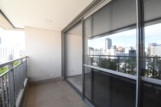 Sacada de apartamento à venda com 2 quartos, 147m² em Centro, Curitiba
