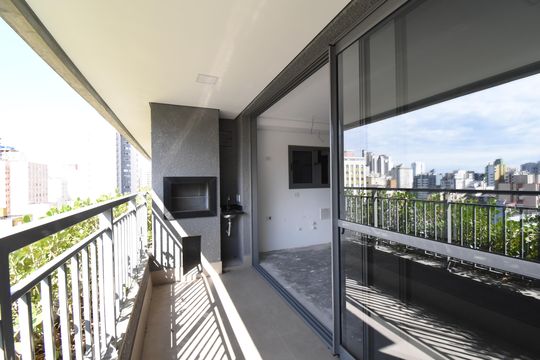 Sacada de apartamento à venda com 3 quartos, 137m² em Centro, Curitiba