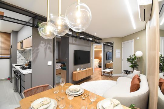 Apartamento à venda com 2 quartos, 51m² em Centro, Curitiba