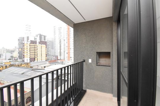 Sacada de apartamento à venda com 2 quartos, 51m² em Centro, Curitiba
