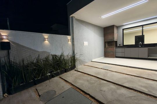 Área comum de casa de condomínio para alugar com 3 quartos, 145m² em Vargem Pequena, Rio de Janeiro