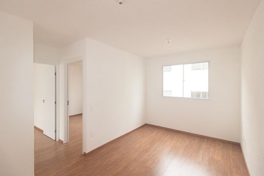 Sala de apartamento para alugar com 2 quartos, 40m² em Guaratiba, Rio de Janeiro