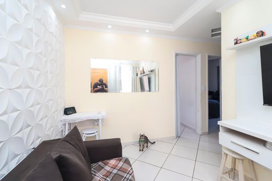 Apartamento à venda com 2 quartos, 45m² em Jardim Itapemirim, São Paulo