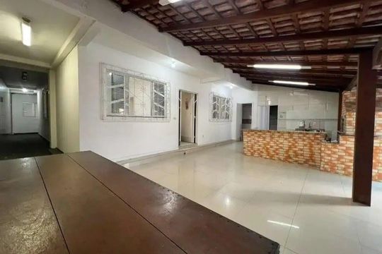 Casa para alugar com 4 quartos, 160m² em Barreiros, São José