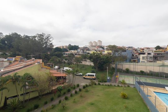 Vista de casa de condomínio à venda com 3 quartos, 107m² em Fazenda Aricanduva, São Paulo