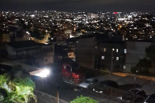 Vista de apartamento à venda com 3 quartos, 130m² em Amazonas, Contagem