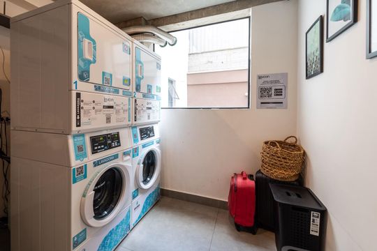 Área externa de kitnet/studio para alugar com 1 quarto, 26m² em Pompeia, São Paulo