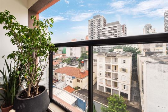 Varanda de kitnet/studio para alugar com 1 quarto, 26m² em Pompeia, São Paulo
