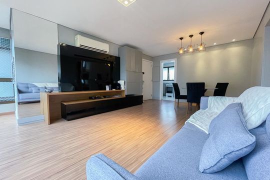 Sala de apartamento para alugar com 3 quartos, 120m² em Auxiliadora, Porto Alegre