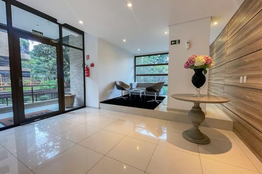 Apartamento para alugar com 3 quartos, 120m² em Auxiliadora, Porto Alegre