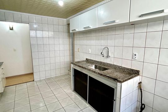 Cozinha de apartamento à venda com 2 quartos, 63m² em Parque Cecap, Guarulhos