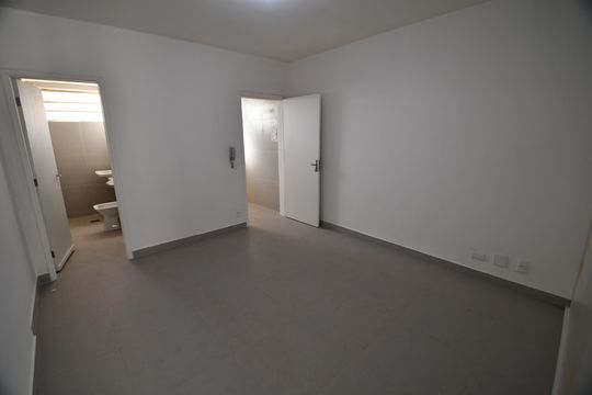 Sala de kitnet/studio para alugar com 1 quarto, 52m² em Centro, Campinas