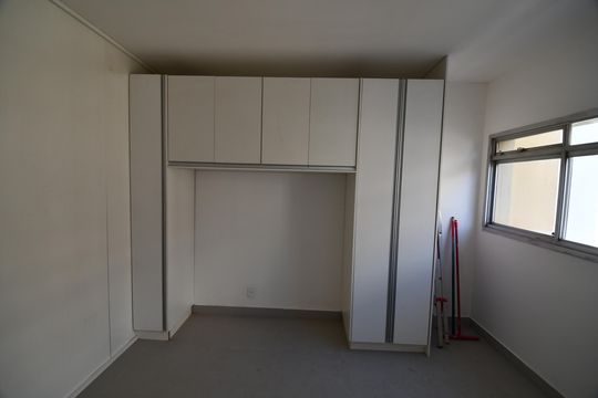 Quarto de kitnet/studio para alugar com 1 quarto, 52m² em Centro, Campinas