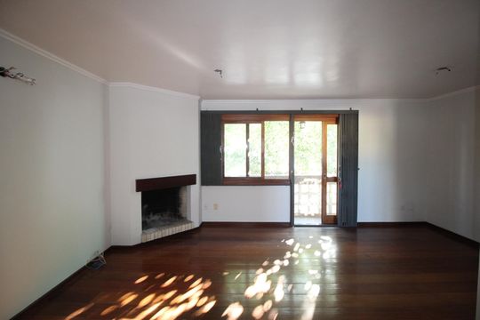 Sala de apartamento para alugar com 3 quartos, 120m² em Petrópolis, Porto Alegre