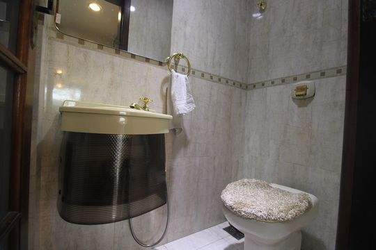 Lavabo de casa à venda com 3 quartos, 424m² em Anil, Rio de Janeiro
