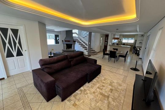 Sala de casa para alugar com 3 quartos, 311m² em Jurerê, Florianópolis